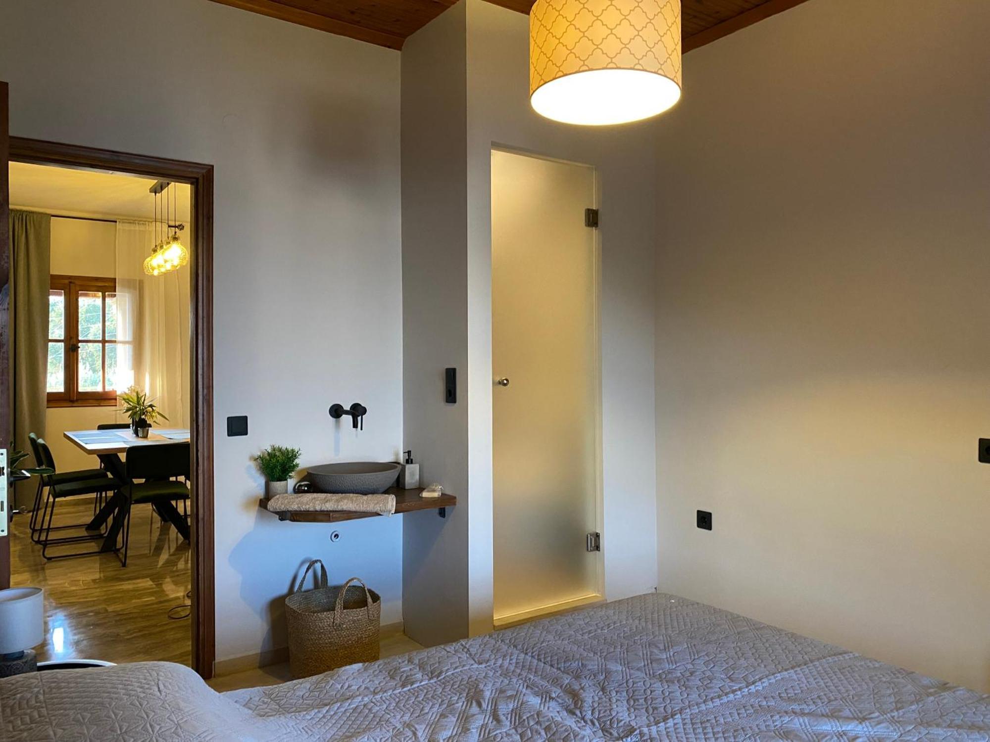 Kato Garouna Alexandra'S Boutique Houseヴィラ エクステリア 写真